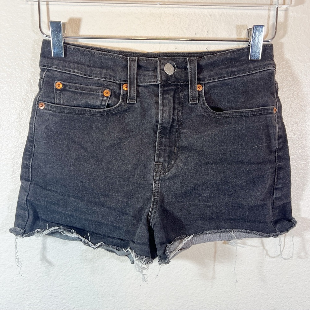 LEVI’S high rise jean shorts washed black - Picture 2 of 5